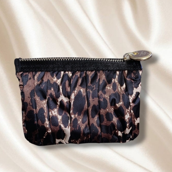 Henri Bendel Coin Pouch - Picture 13 of 13